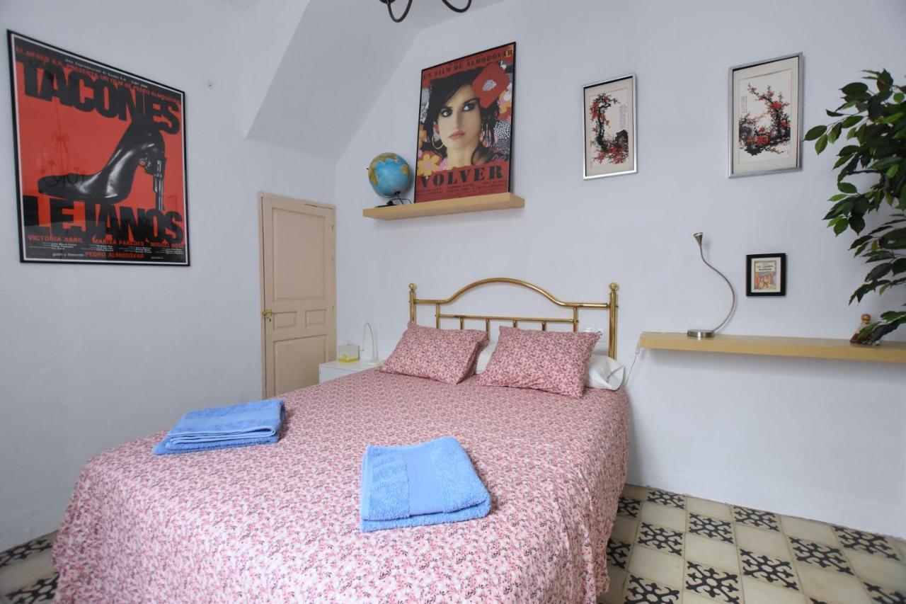 Habitacion En Centro Historico มาลากา ภายนอก รูปภาพ